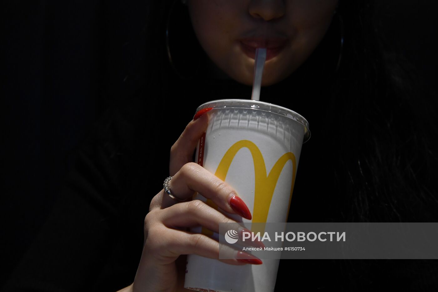 Первому в России ресторану "Макдональдс" исполняется 30 лет