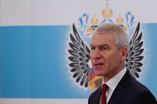 Минспорт РФ приостановил государственную аккредитацию ВФЛА