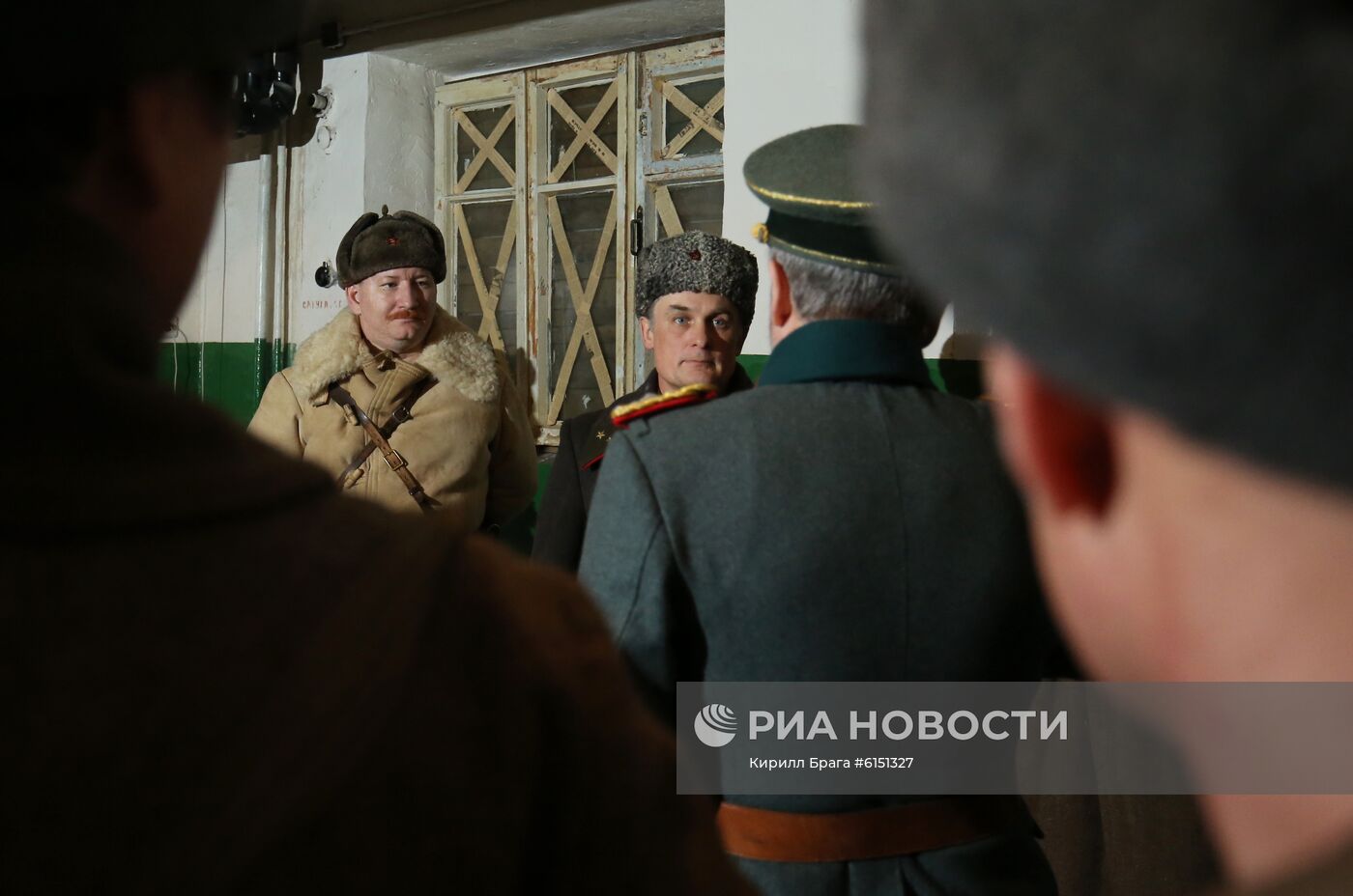 Реконструкция "Пленение штаба Ф. Паулюса" в Волгограде