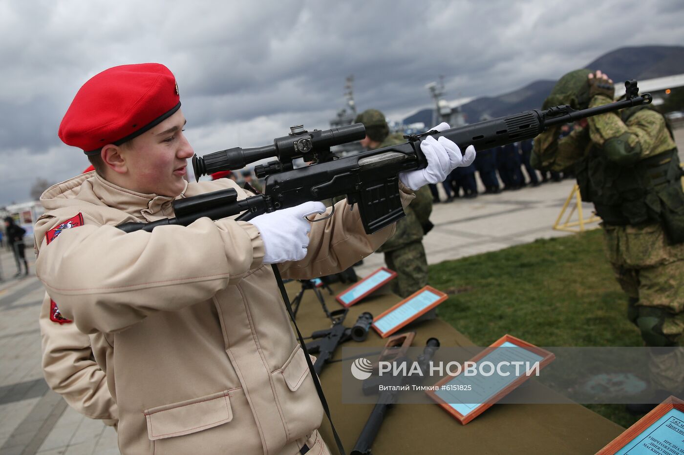 Комбинированный марш-бросок команд ВДВ, посвящённый 75-летию Победы