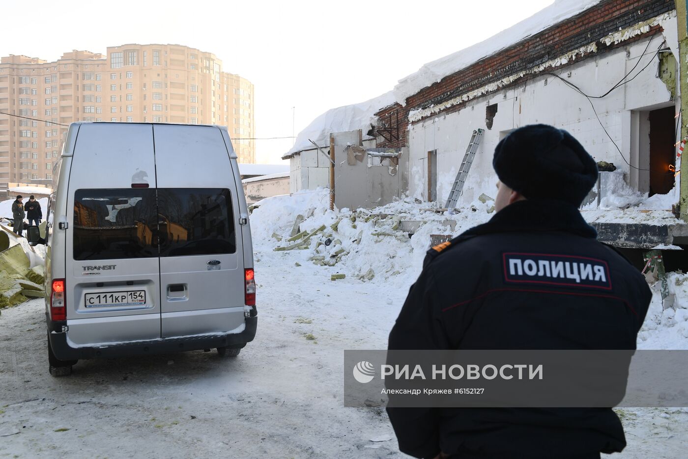 Обрушение кровли кафе в Новосибирске