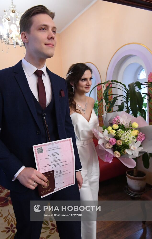 Свадебный бум в "красивую" дату 02.02.2020