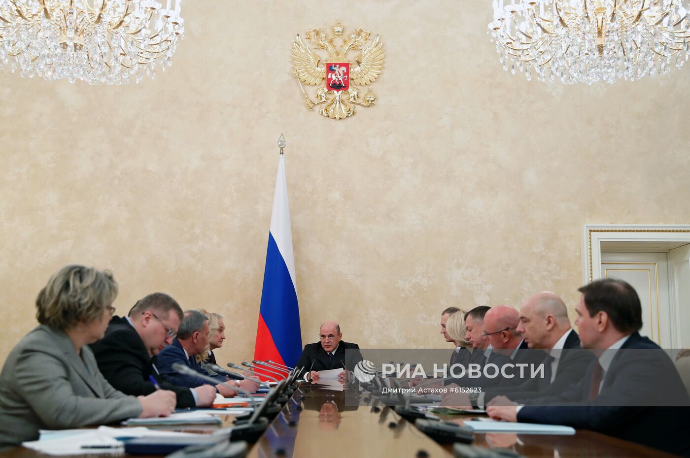 Премьер-министр РФ М. Мишустин провел совещание с вице-премьерами РФ