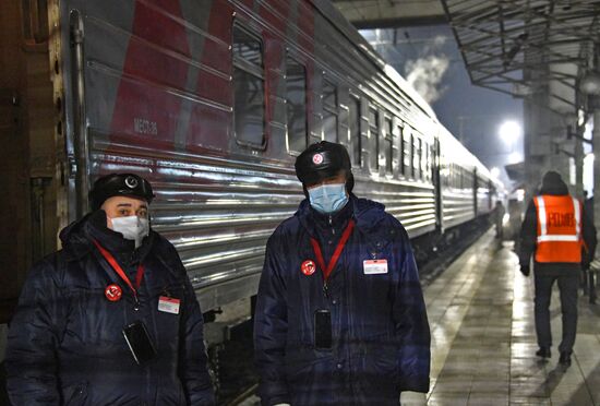 Поезд Москва - Пекин в Чите