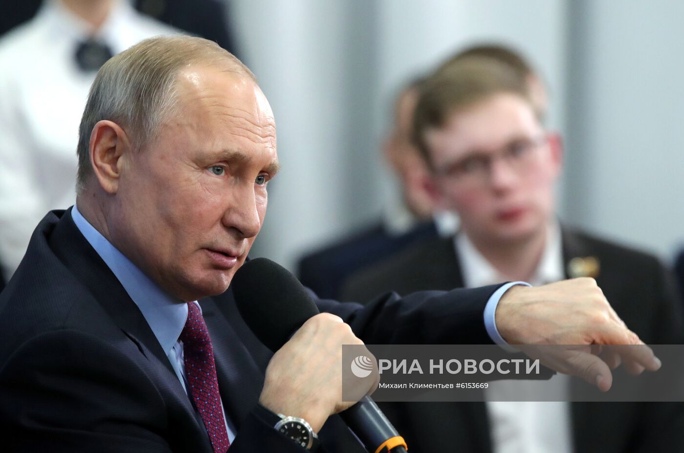 Рабочая поездка президента РФ В. Путина в Череповец
