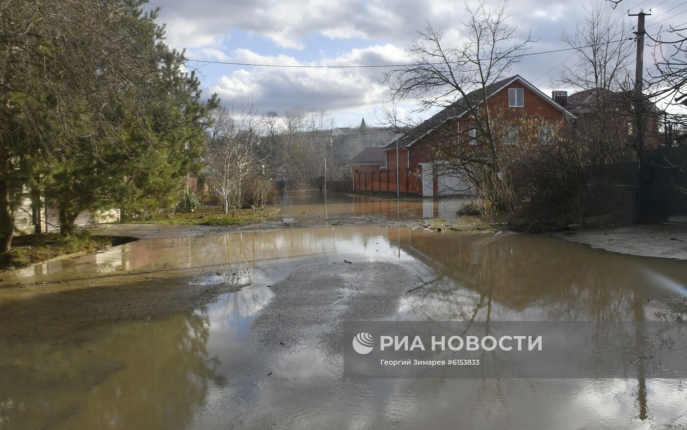 В Горячем Ключе из-за подтопления введен режим ЧС