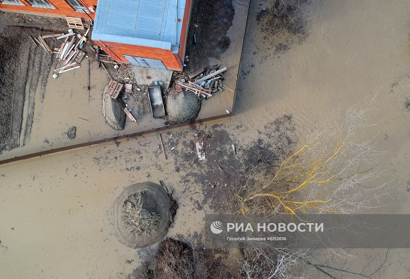 В Горячем Ключе из-за подтопления введен режим ЧС