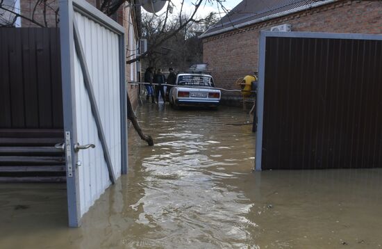 В Горячем Ключе из-за подтопления введен режим ЧС