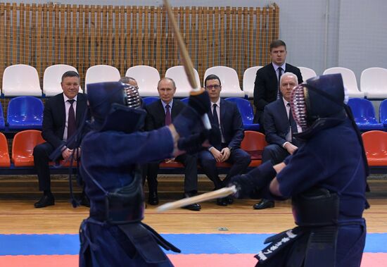 Рабочая поездка президента РФ В. Путина в Череповец