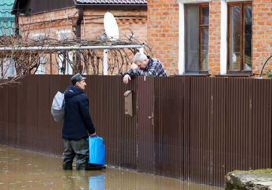 В Горячем Ключе из-за подтопления введен режим ЧС