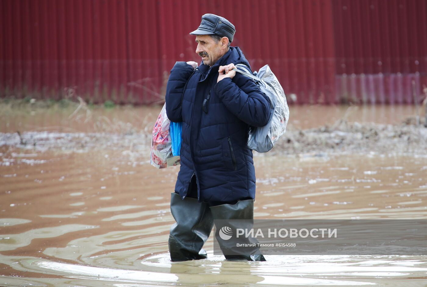 В Горячем Ключе из-за подтопления введен режим ЧС