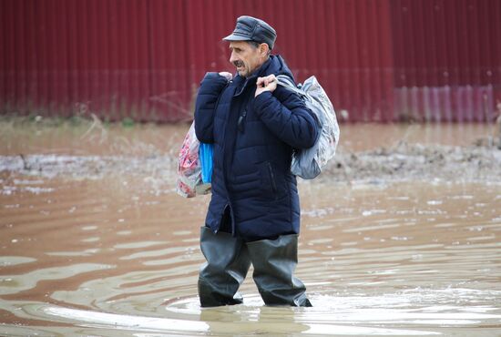 В Горячем Ключе из-за подтопления введен режим ЧС