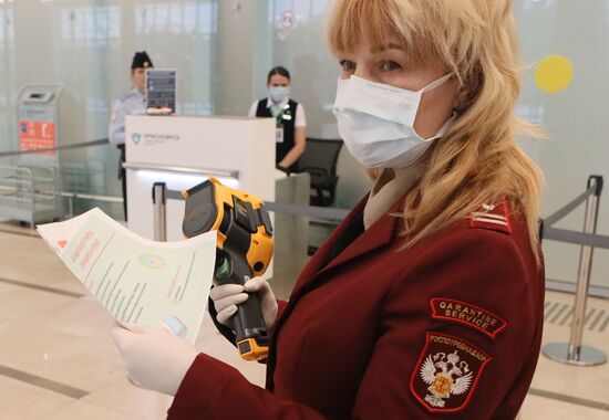 Санитарно-контрольный пункт в аэропорту Красноярска