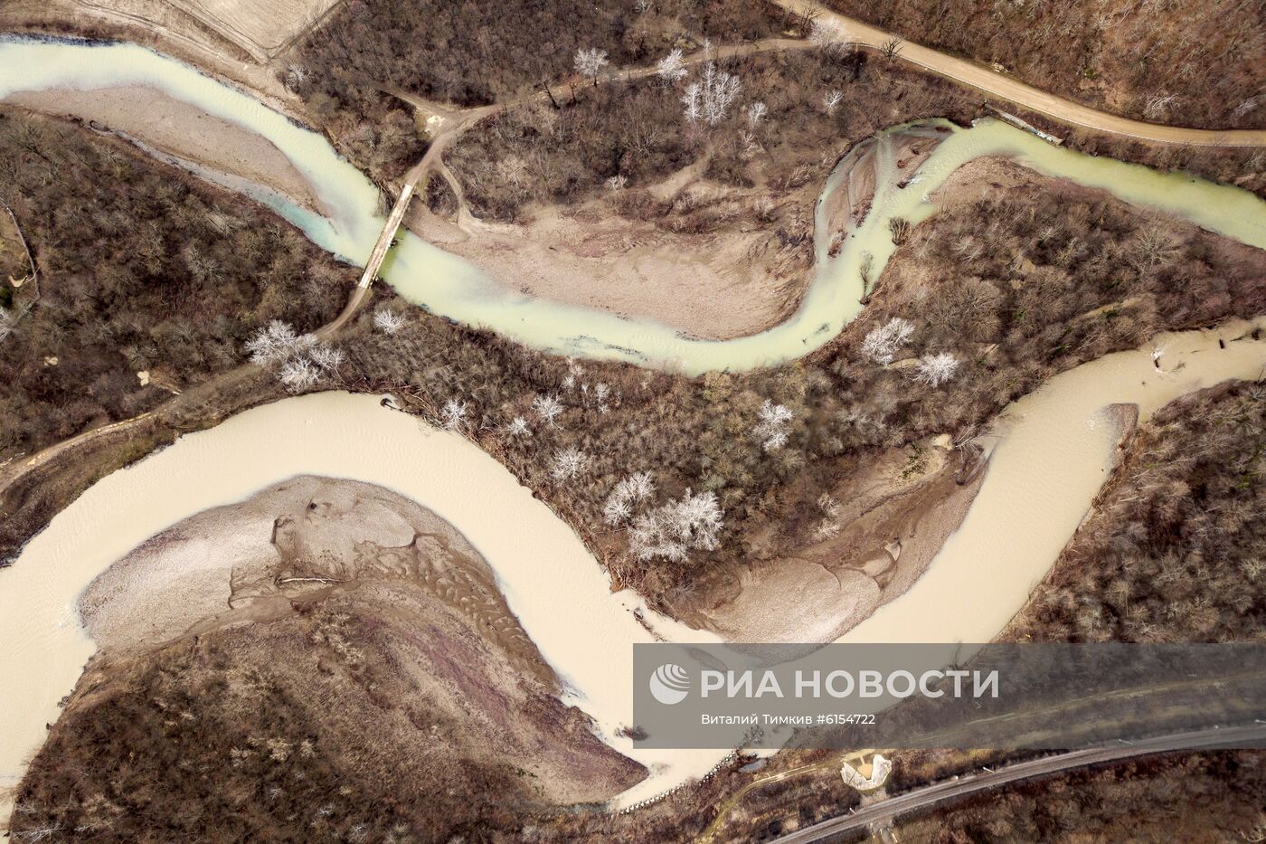 В Горячем Ключе из-за подтопления введен режим ЧС