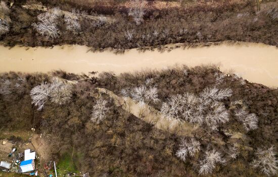 В Горячем Ключе из-за подтопления введен режим ЧС