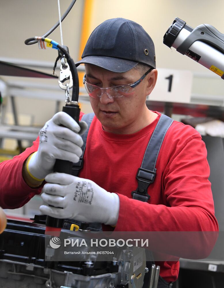 Завод по производству двигателей на предприятии "Мазда Соллерс"