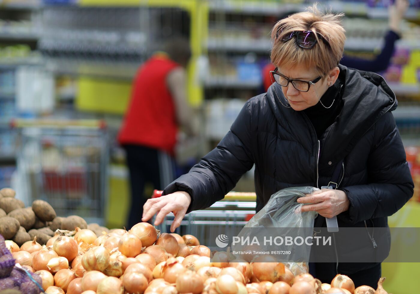 "Магнит" приостановил импорт фруктов и овощей из Китая