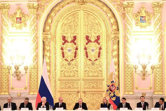 Президент РФ В. Путин провел совместное заседание президиума Госсовета и Совета по науке и образованию