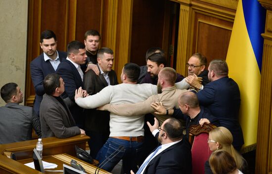 Рассмотрение земельной реформы в раде Украины