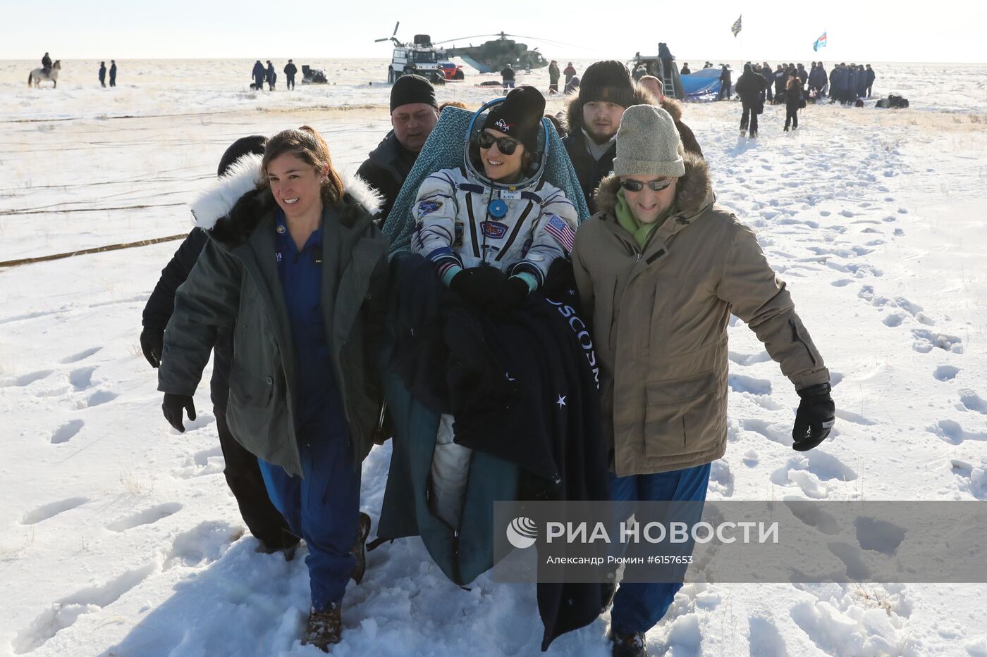 Посадка пилотируемого корабля "Союз МС-13"