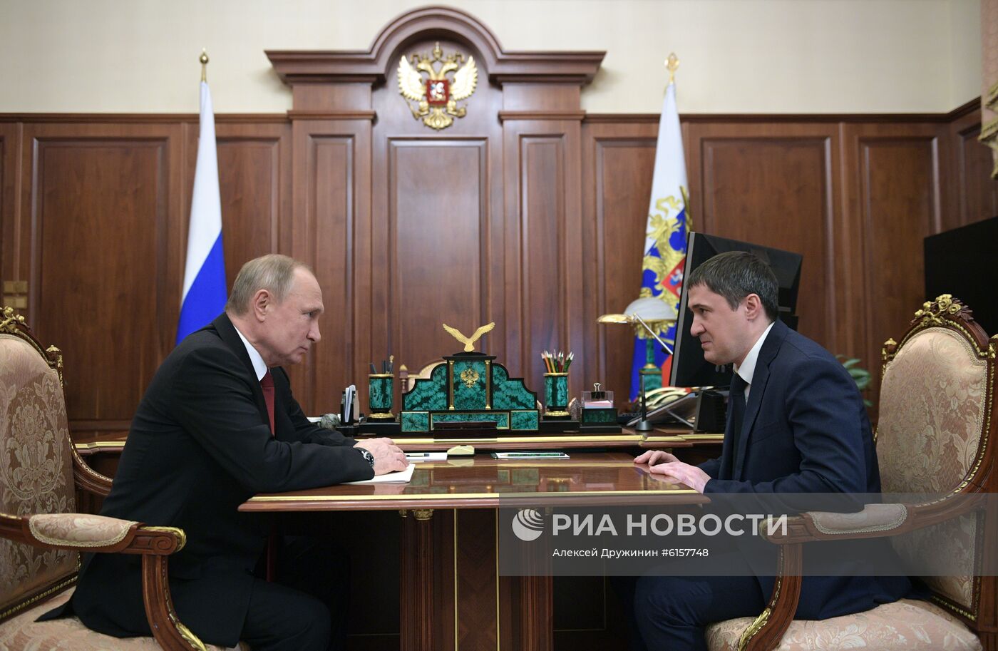 Президент РФ В. Путин встретился с врио губернатора Пермской области Д. Махониным