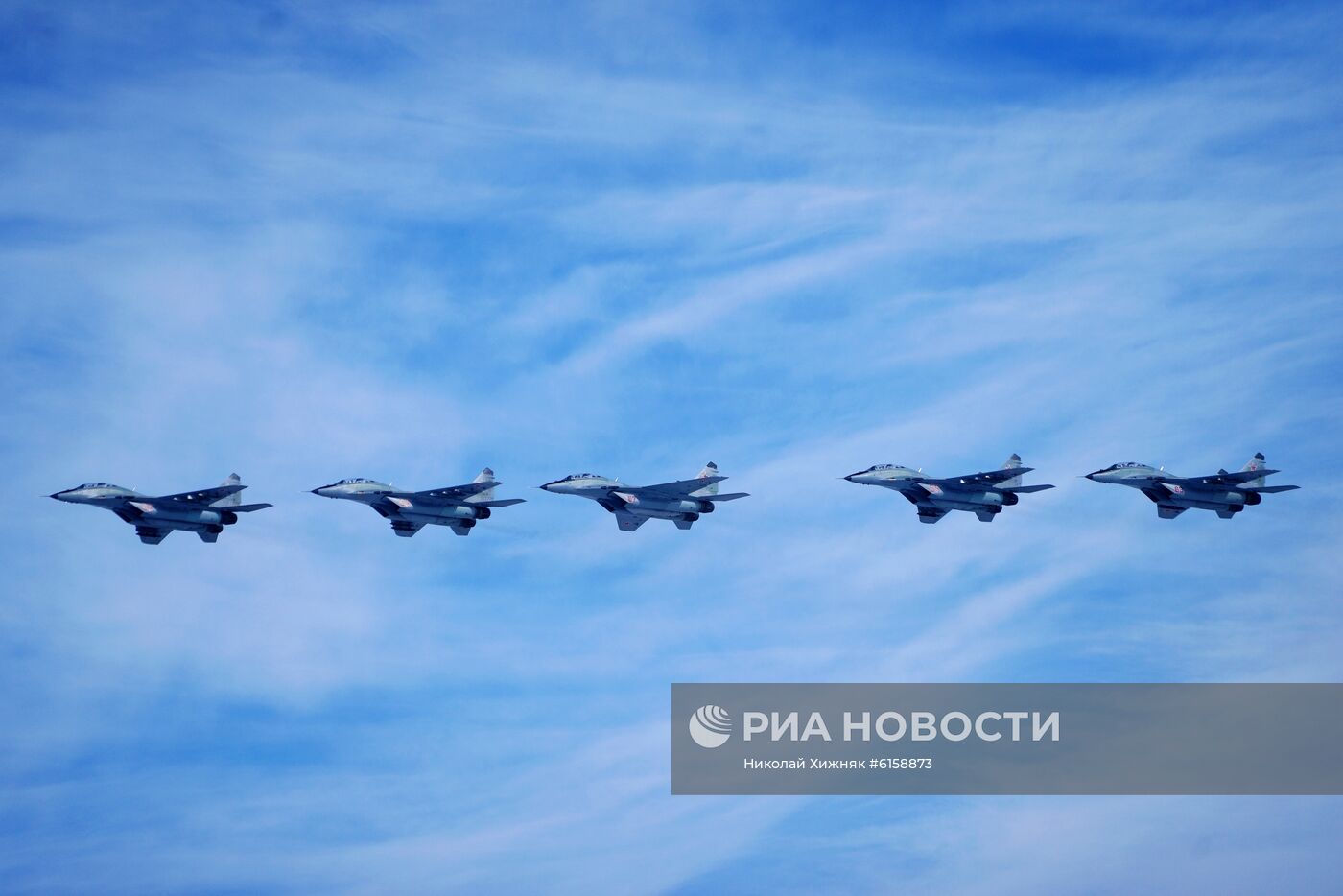 Акция "Военная служба по контракту в вооруженных силах РФ - твой выбор!"