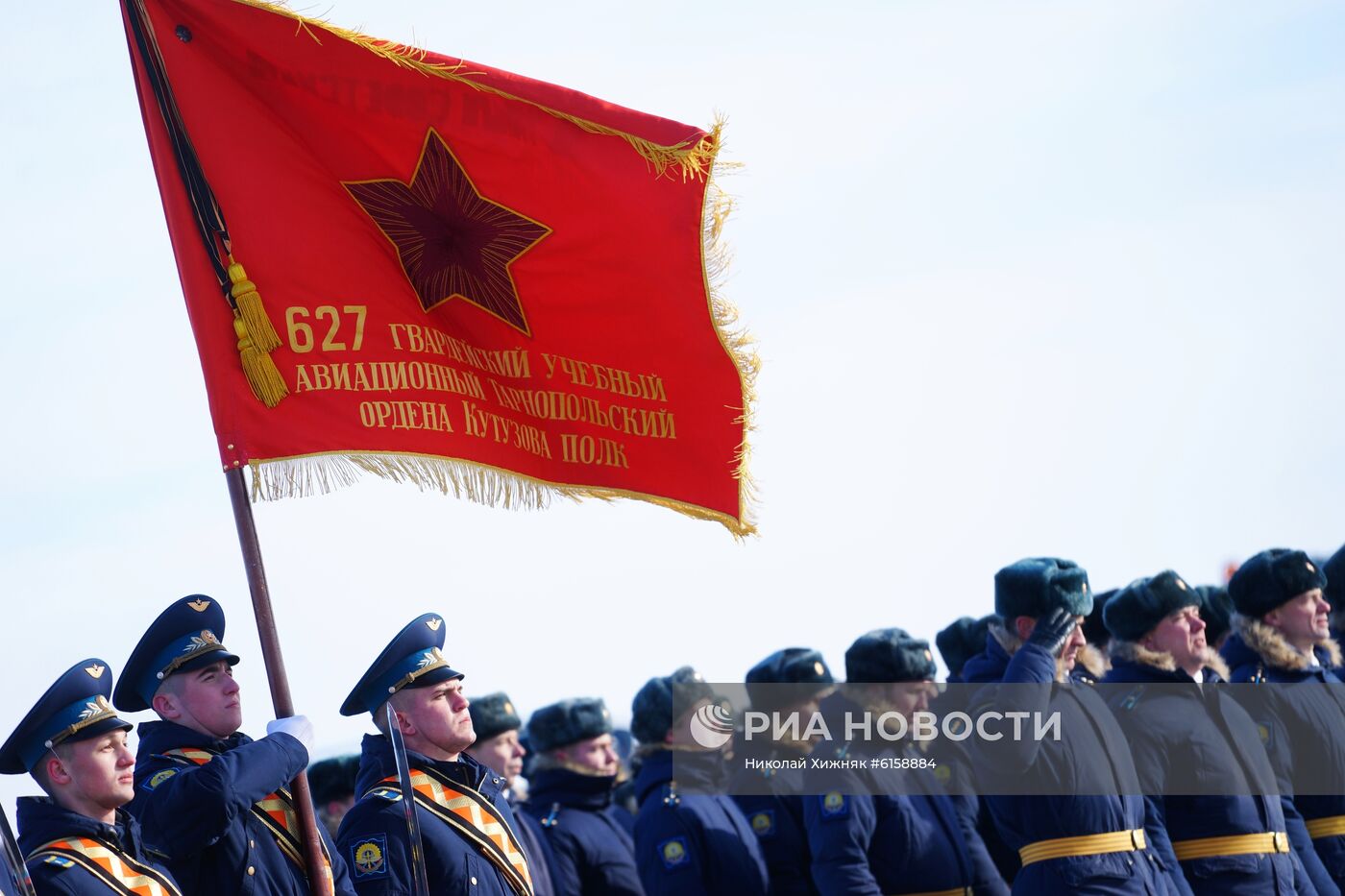 Акция "Военная служба по контракту в вооруженных силах РФ - твой выбор!"