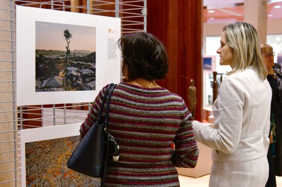 Выставка конкурса им. А. Стенина в Страсбурге