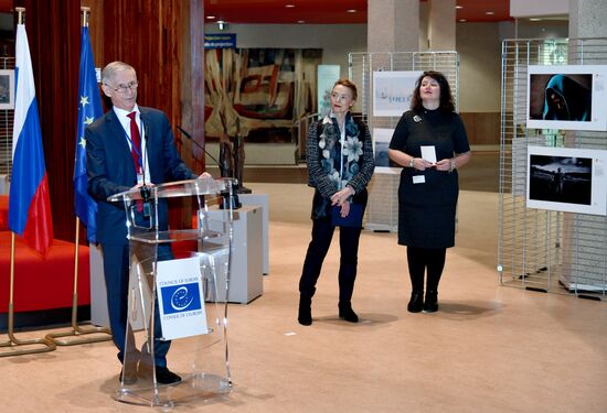 Выставка конкурса им. А. Стенина в Страсбурге