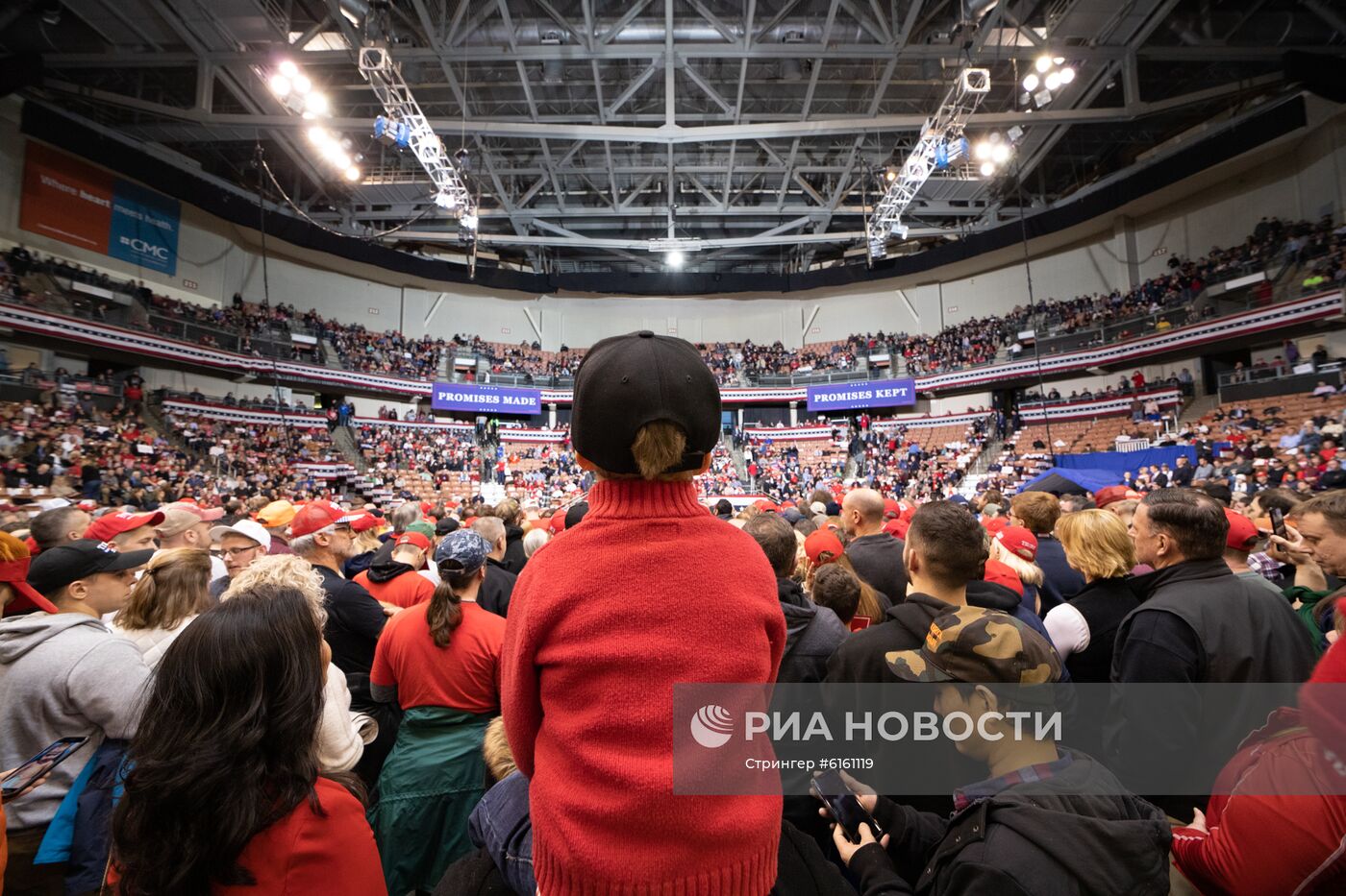 Предвыборный митинг президента США Д. Трампа в Нью-Гэмпшире