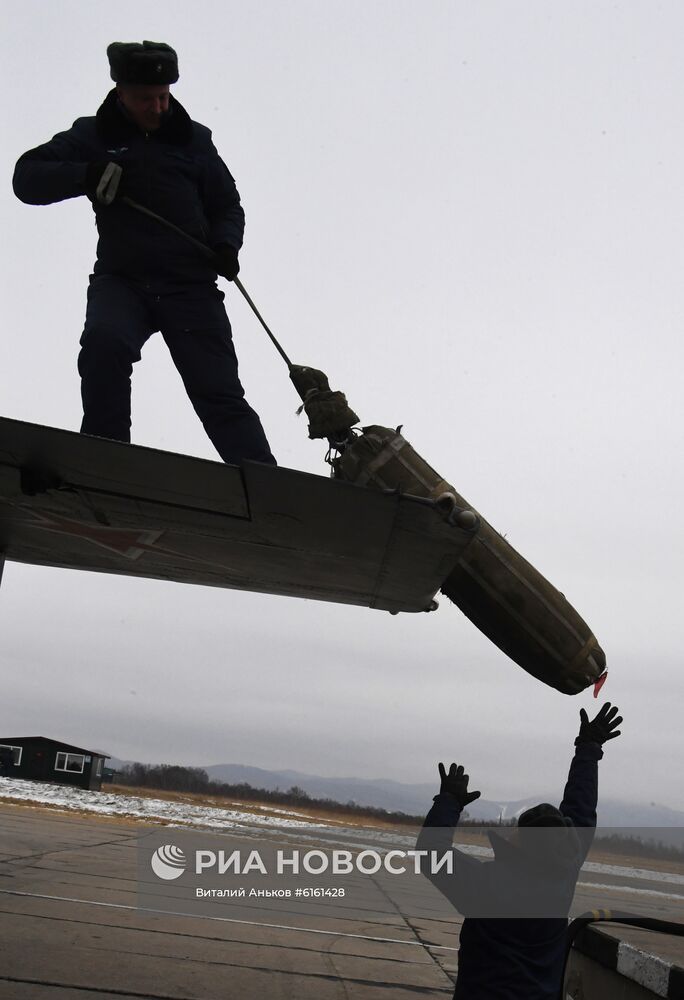 Учебно-тренировочные полеты Су-35С и Миг-31 в Приморье