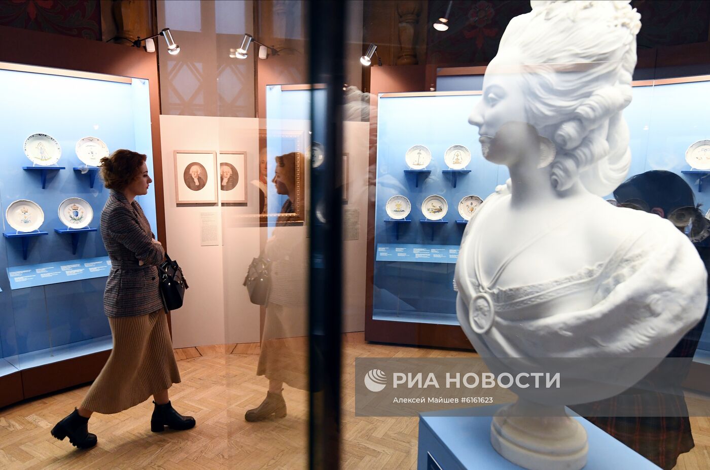 Выставка "Свобода. Равенство. Братство. Французский революционный фаянс конца XVIII века"