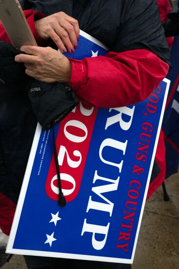 Предвыборный митинг президента США Д. Трампа в Нью-Гэмпшире