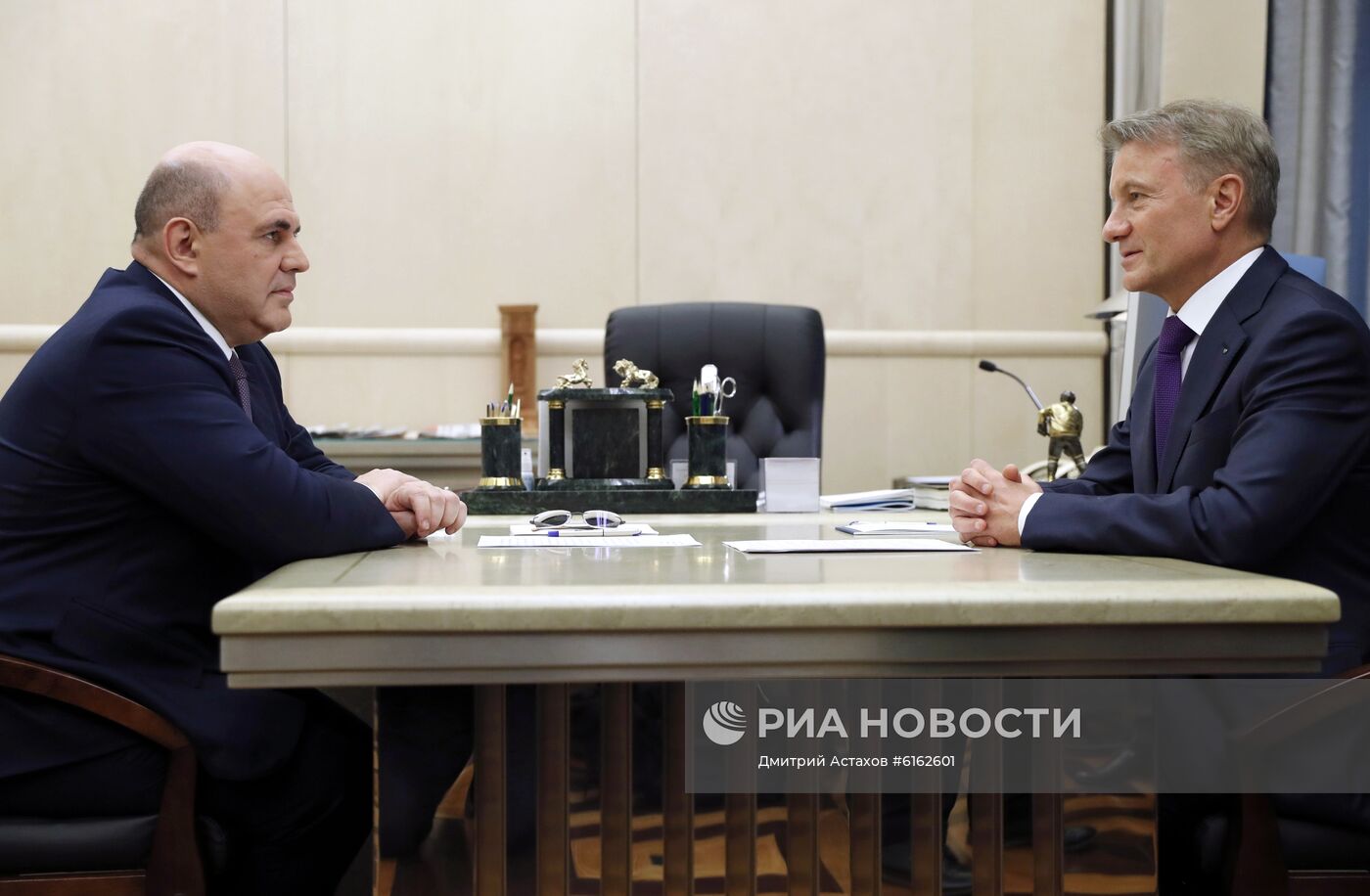 Рабочая встреча премьер-министра РФ М. Мишустина с главой Сбербанка РФ Г. Грефом