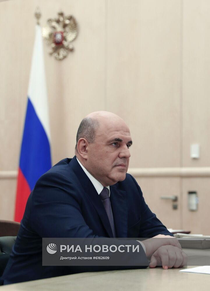 Рабочая встреча премьер-министра РФ М. Мишустина с главой Сбербанка РФ Г. Грефом