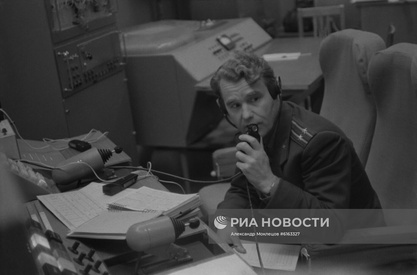 Советский космонавт Владимир Шаталов