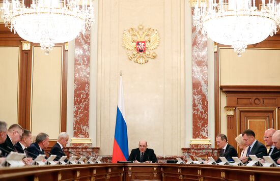 Премьер-министр РФ М. Мишустин провел заседание правительства РФ