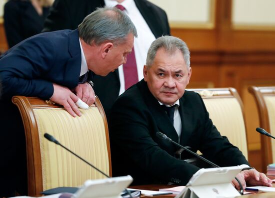 Премьер-министр РФ М. Мишустин провел заседание правительства РФ