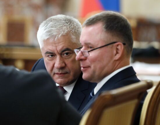 Премьер-министр РФ М. Мишустин провел заседание правительства РФ