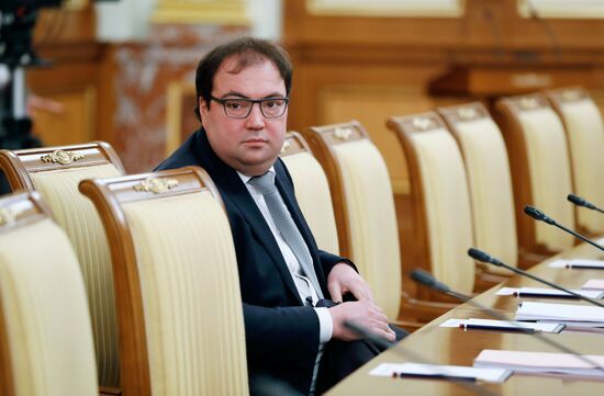 Премьер-министр РФ М. Мишустин провел заседание правительства РФ