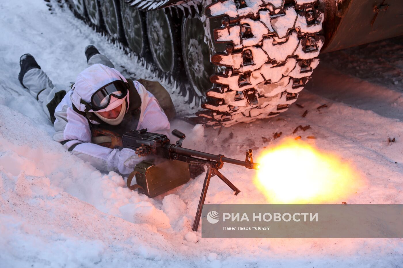 Учения мотострелкового подразделения Северного флота