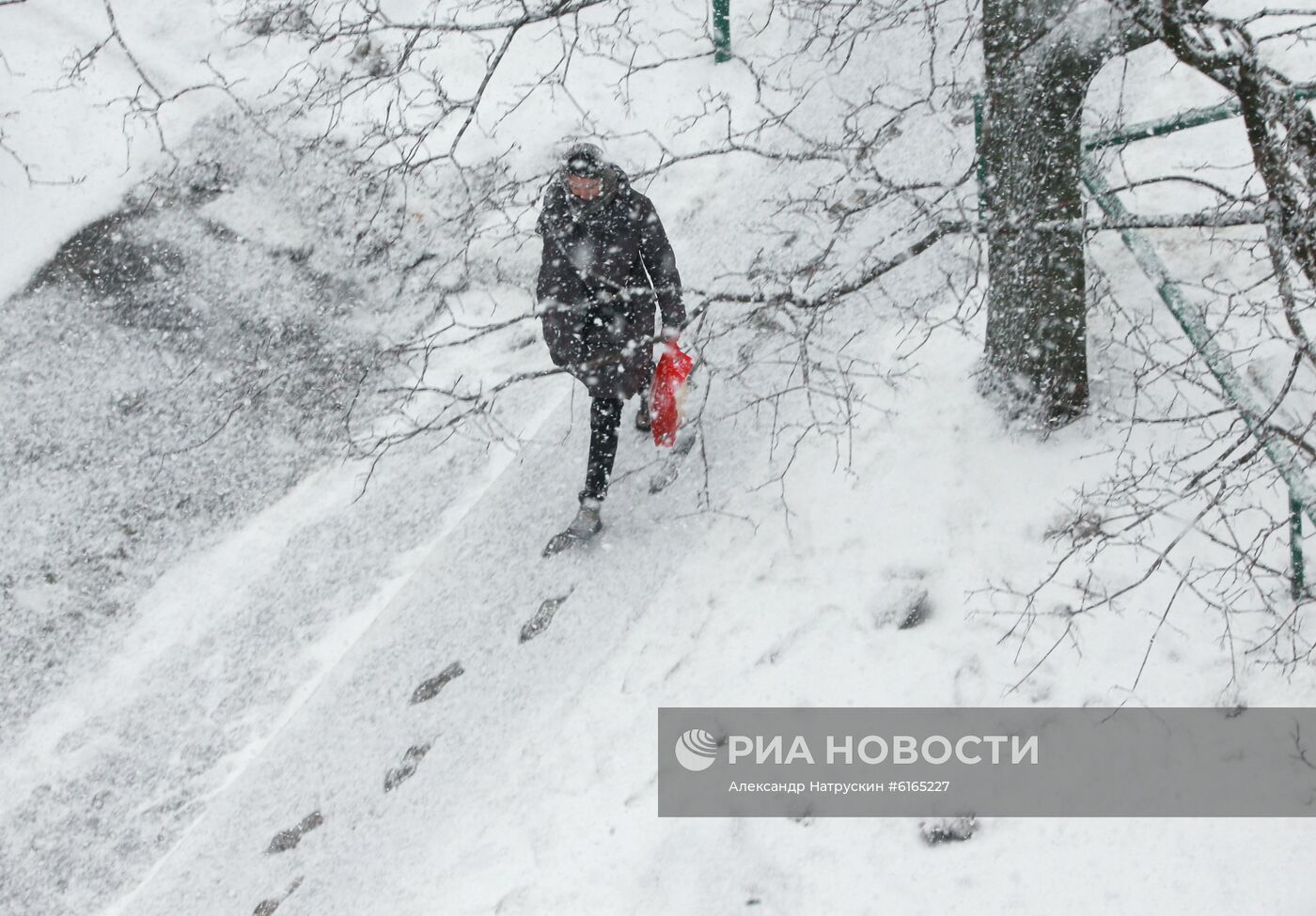 Снегопад в Москве