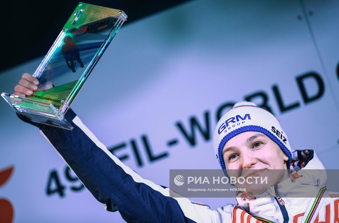 Церемония награждения на чемпионате мира по санному спорту в Сочи