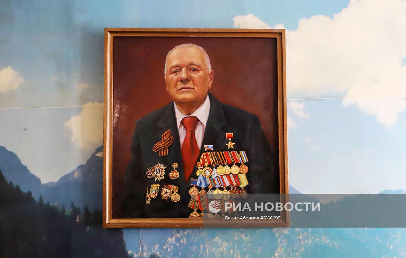 Ветеран Великой Отечественной войны В. Я. Ткачев 