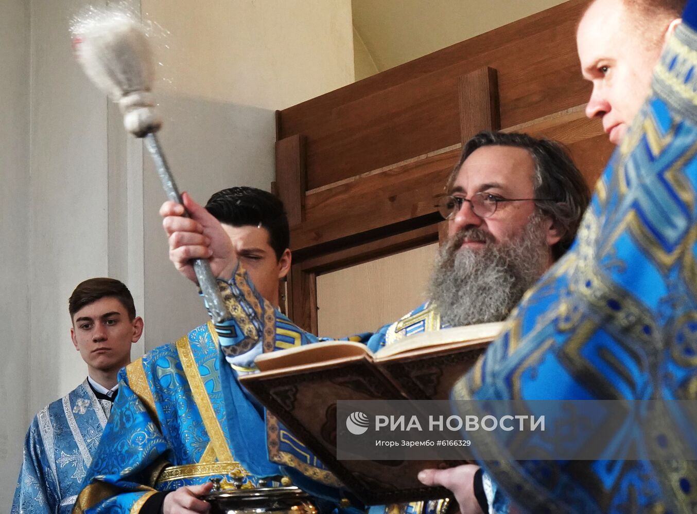 Освящение нового храма Сретения Господня в Калининграде