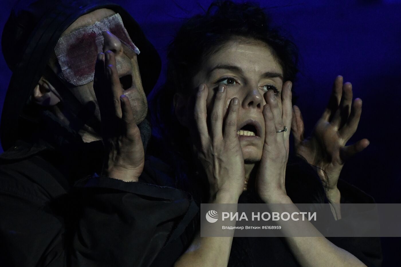 Балет "Мать" по сказке Андерсена на фестивале искусств в Сочи