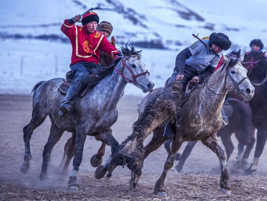 Соревнования по кок-бору в Киргизии