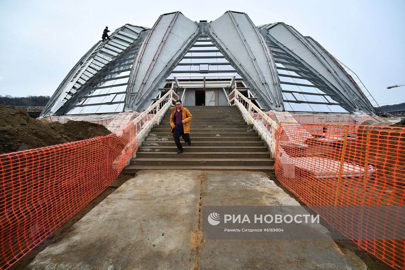 Строительство спортивных объектов в Лужниках