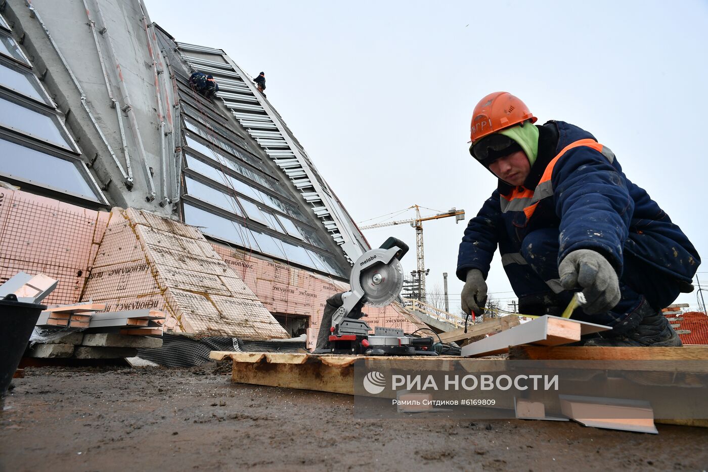 Строительство спортивных объектов в Лужниках