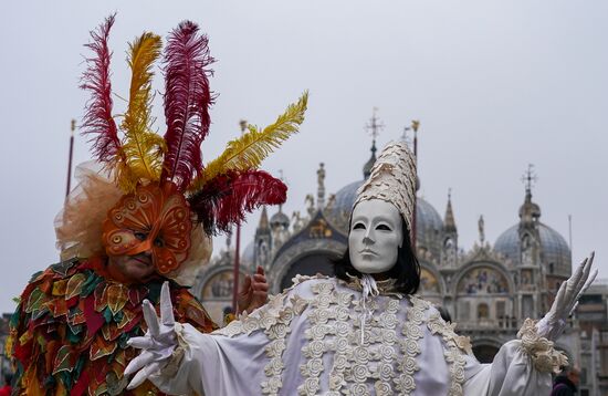 Венецианский карнавал-2020